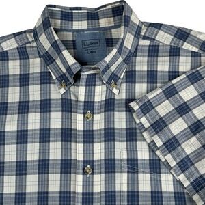 LL‎ Bean Button Down Men's Shirt Large Regular Short Sleeves